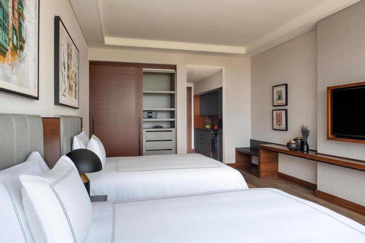 Swissotel Living Jeddah Ngoại thất bức ảnh A room at the hotel