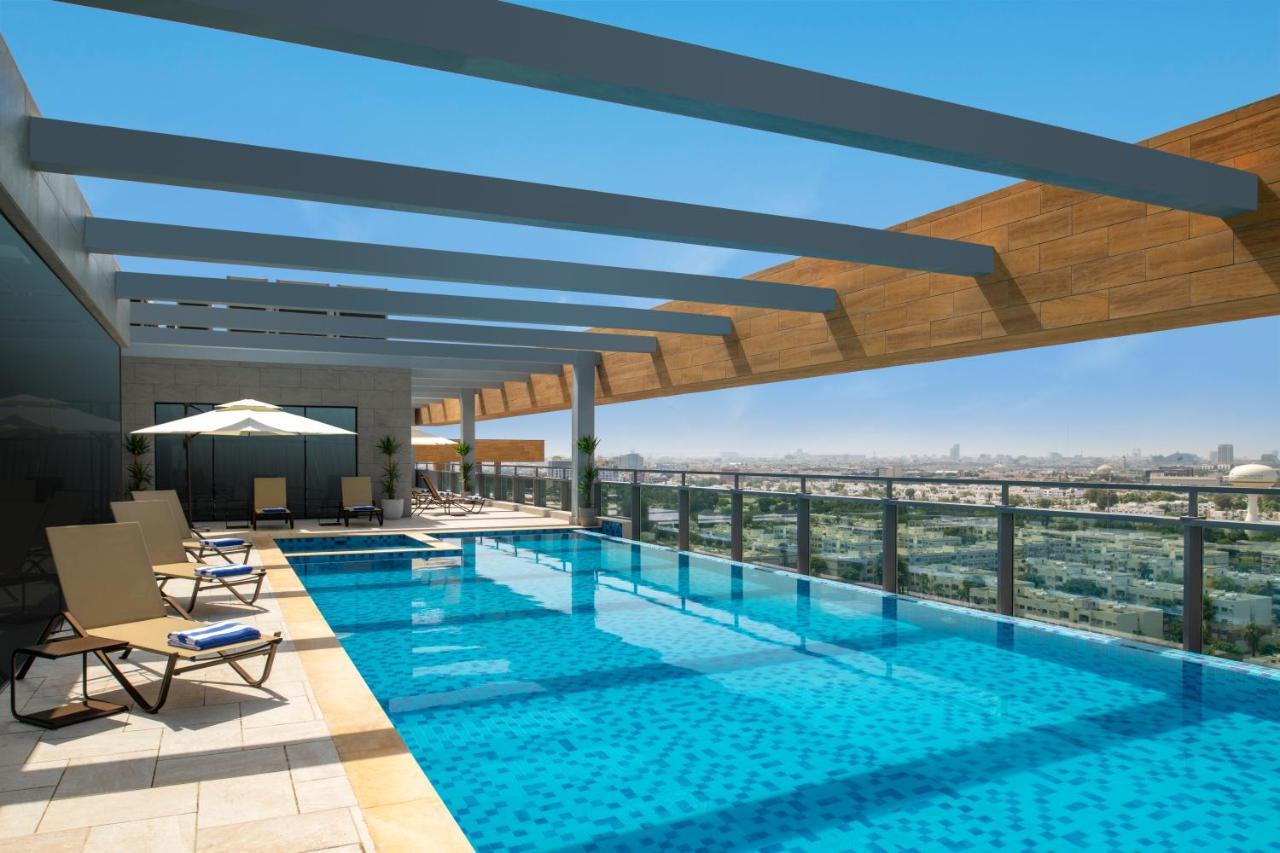 Swissotel Living Jeddah Ngoại thất bức ảnh Rooftop pool