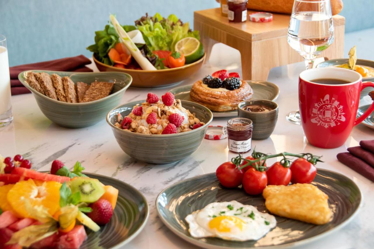 Swissotel Living Jeddah Ngoại thất bức ảnh A typical breakfast