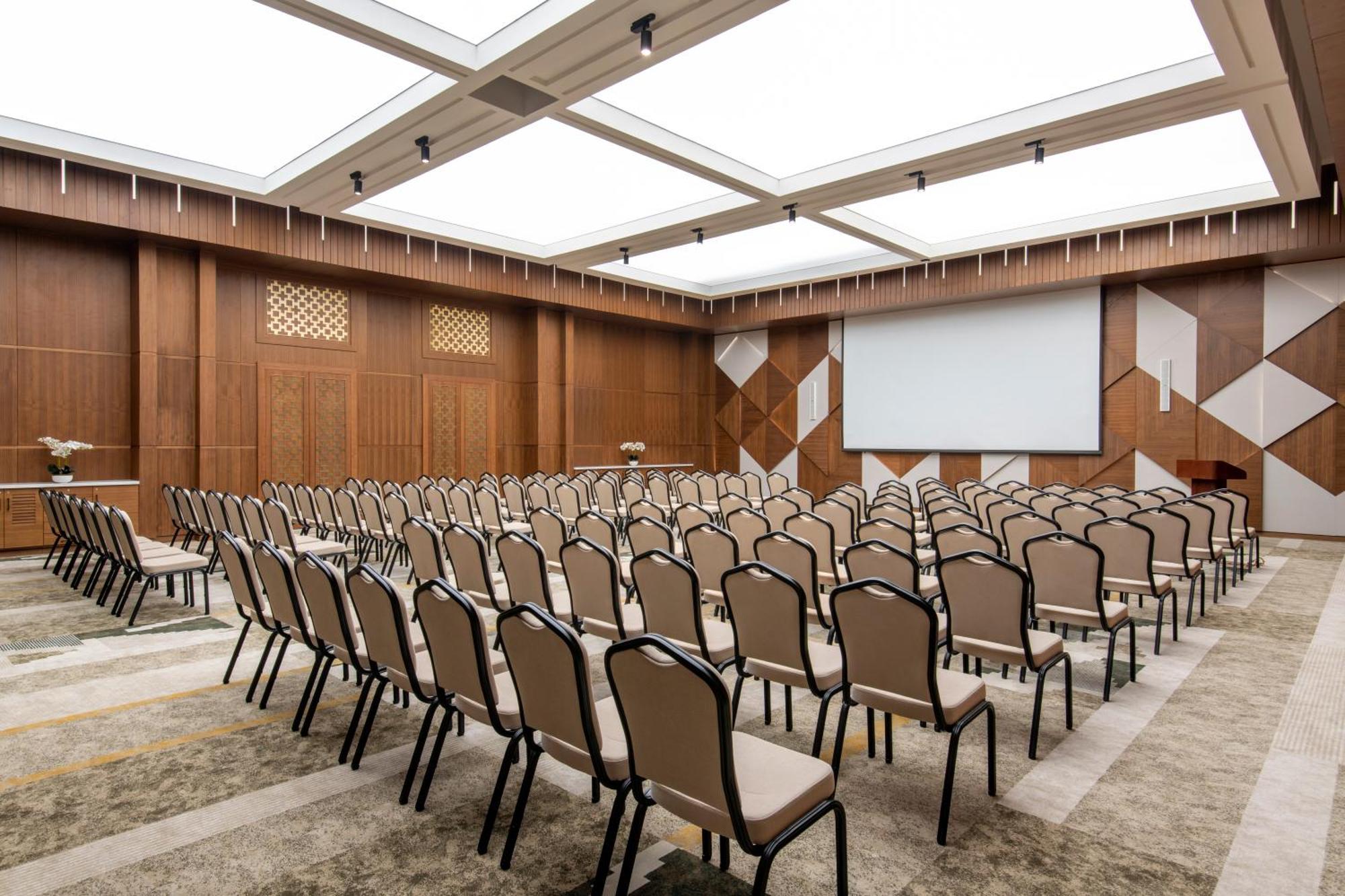 Swissotel Living Jeddah Ngoại thất bức ảnh The main conference hall
