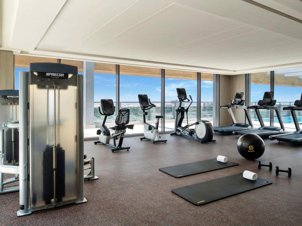 Swissotel Living Jeddah Ngoại thất bức ảnh The gym at the hotel